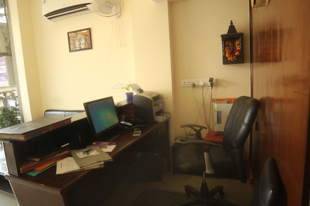 Hotel Clayton Near Igi Airport Delhi New Delhi Bagian luar foto