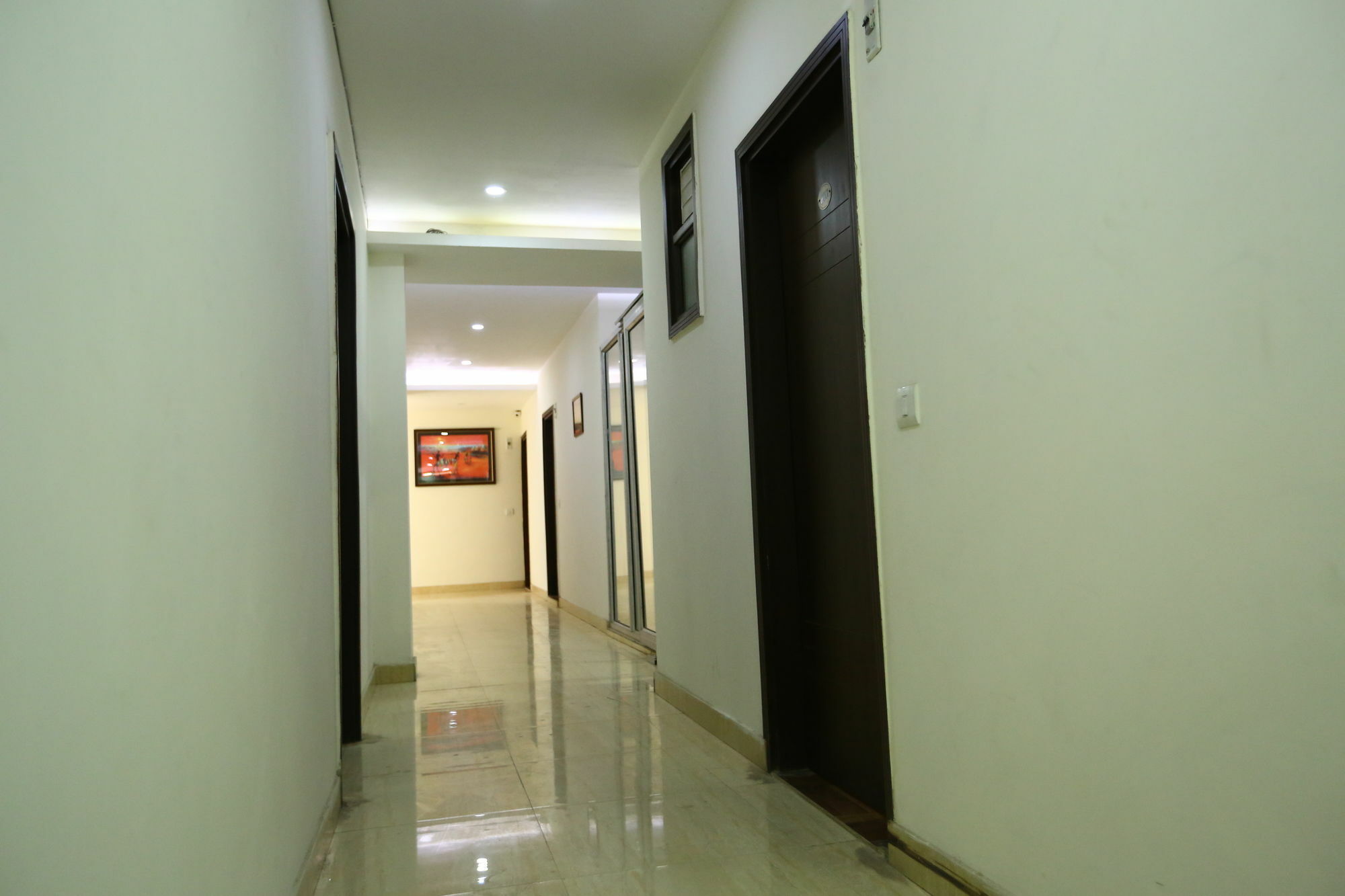 Hotel Clayton Near Igi Airport Delhi New Delhi Bagian luar foto